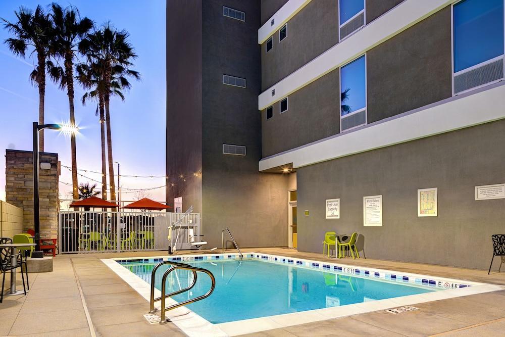 Home2 Suites By Hilton Palmdale Dış mekan fotoğraf