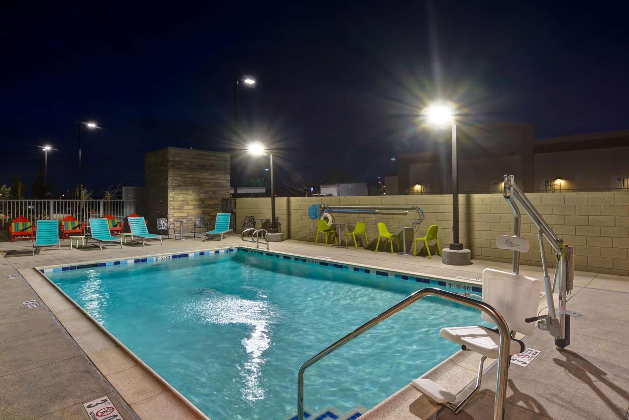 Home2 Suites By Hilton Palmdale Dış mekan fotoğraf
